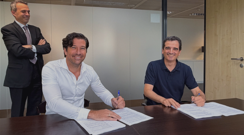 firma Siloy y Cyberclick