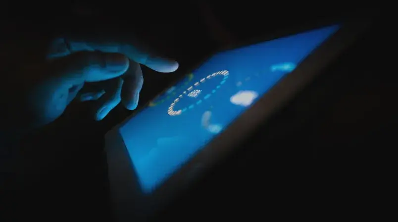 Cómo usar inteligencia artificial para hacer más eficiente tu CRM