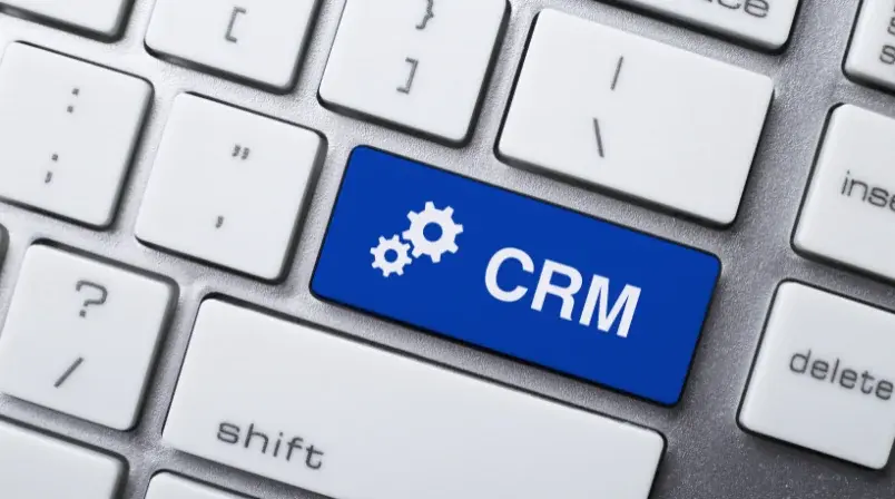 Por qué marketing y ventas siguen desalineados aunque tengas CRM