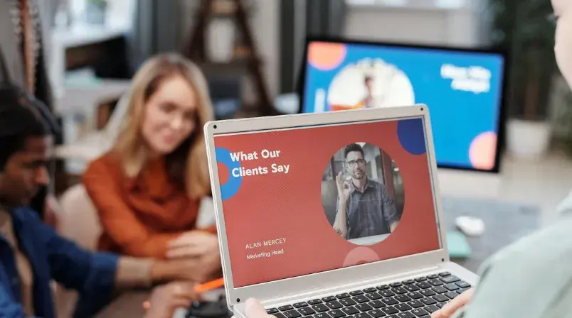 Por qué la adquisición de Starter Story por parte de HubSpot cambia el marketing B2B