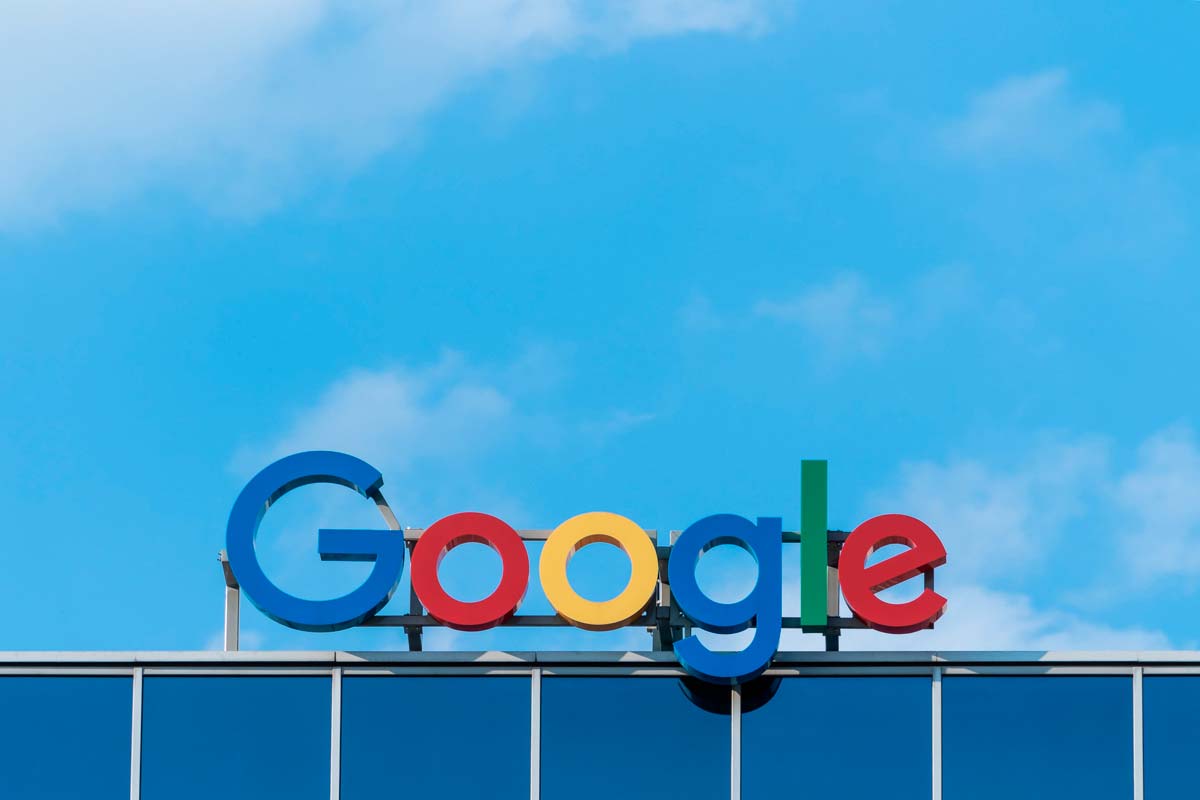 Google reorganiza sus servicios de en tres